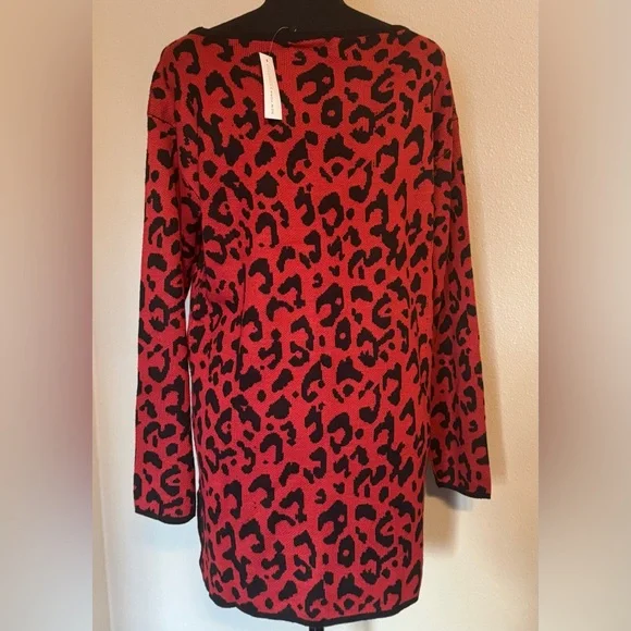 New York & Company - Essential Bateau Tunic Sweater (NWT) - Picture 2 of 3